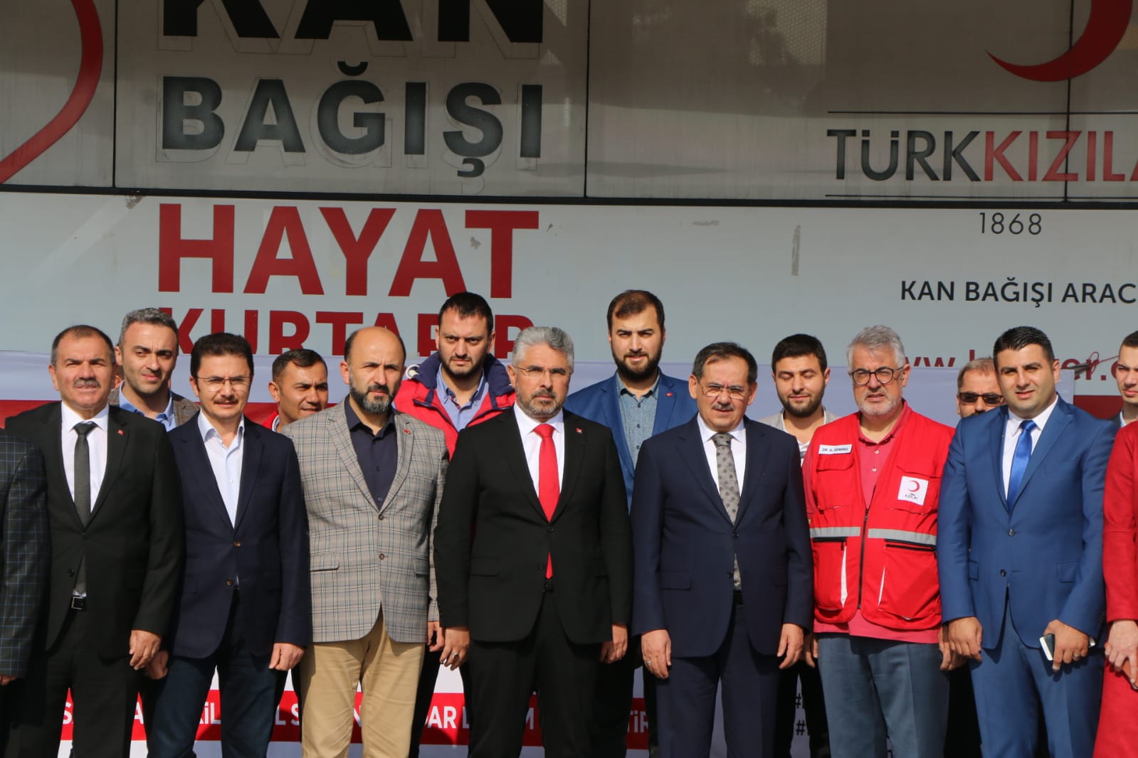 AK Parti'den kan bağışı kampanyası