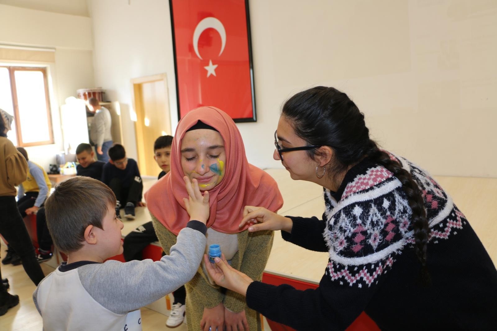 Öğrencilerden örnek davranış Öğrencilerden örnek davranış