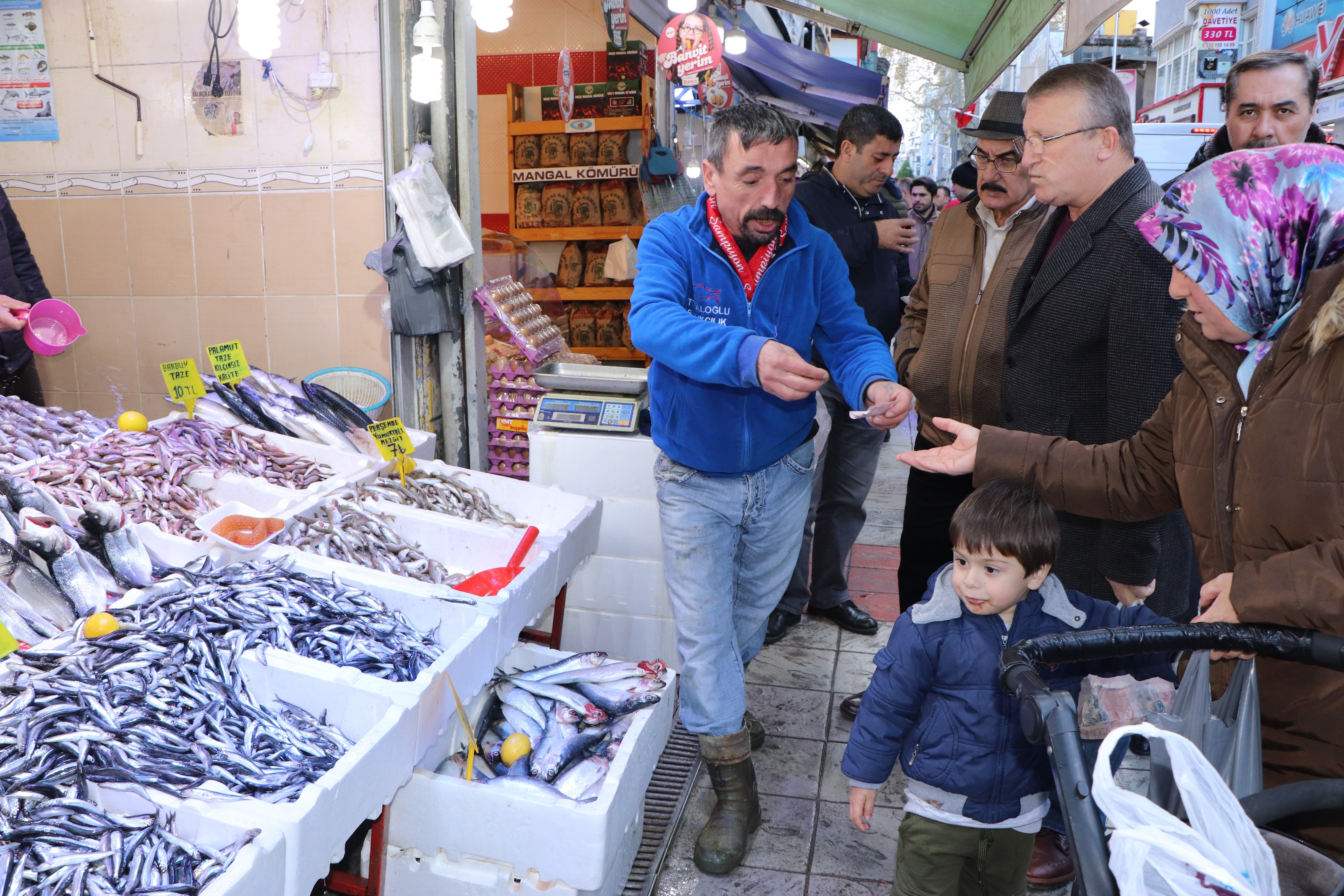 Karadeniz hamsisi 7 lira Karadeniz hamsisi 7 lira