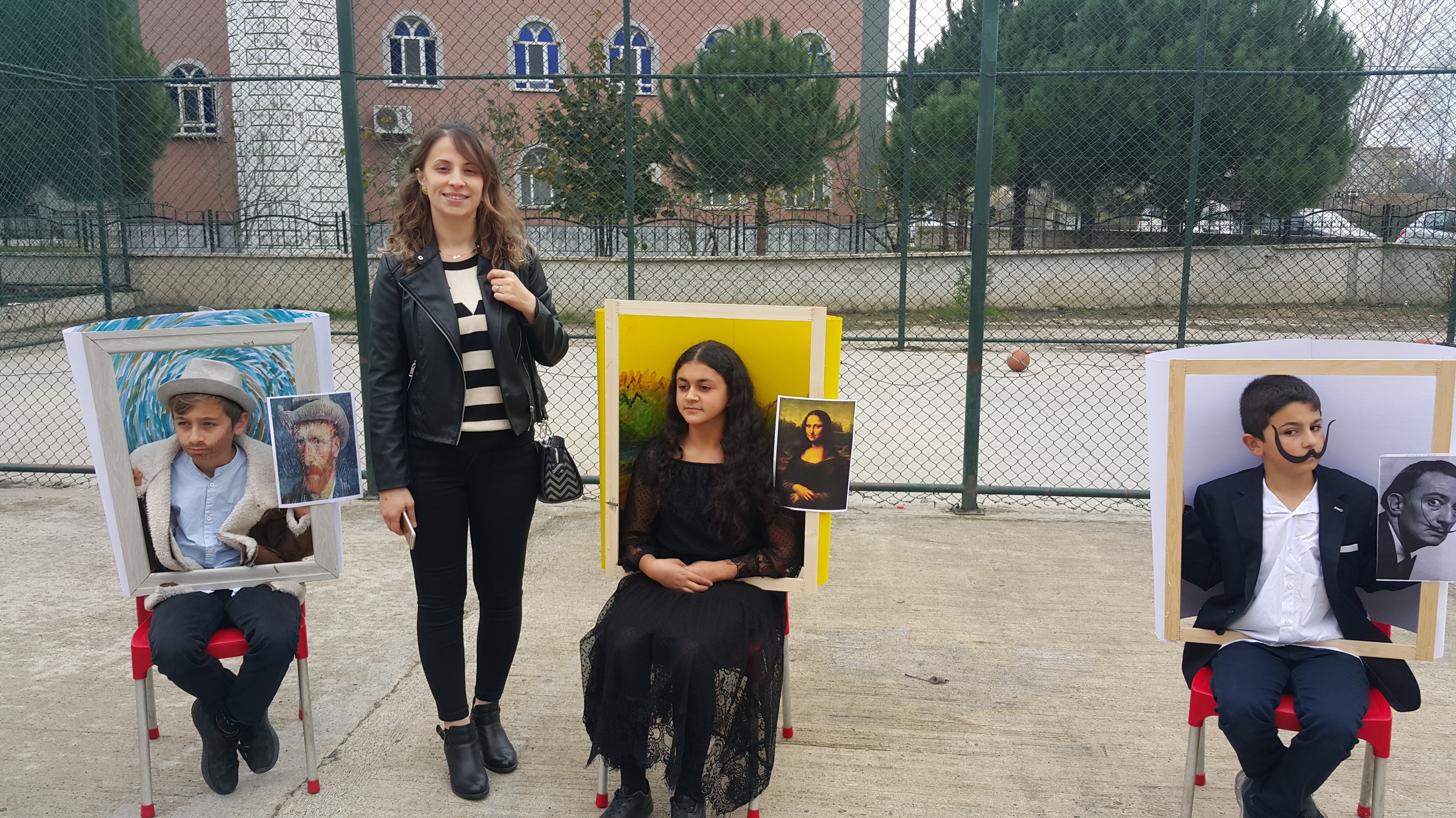Dünyaca ünlü tabloları canlandırdılar Dünyaca ünlü tabloları canlandırdılar