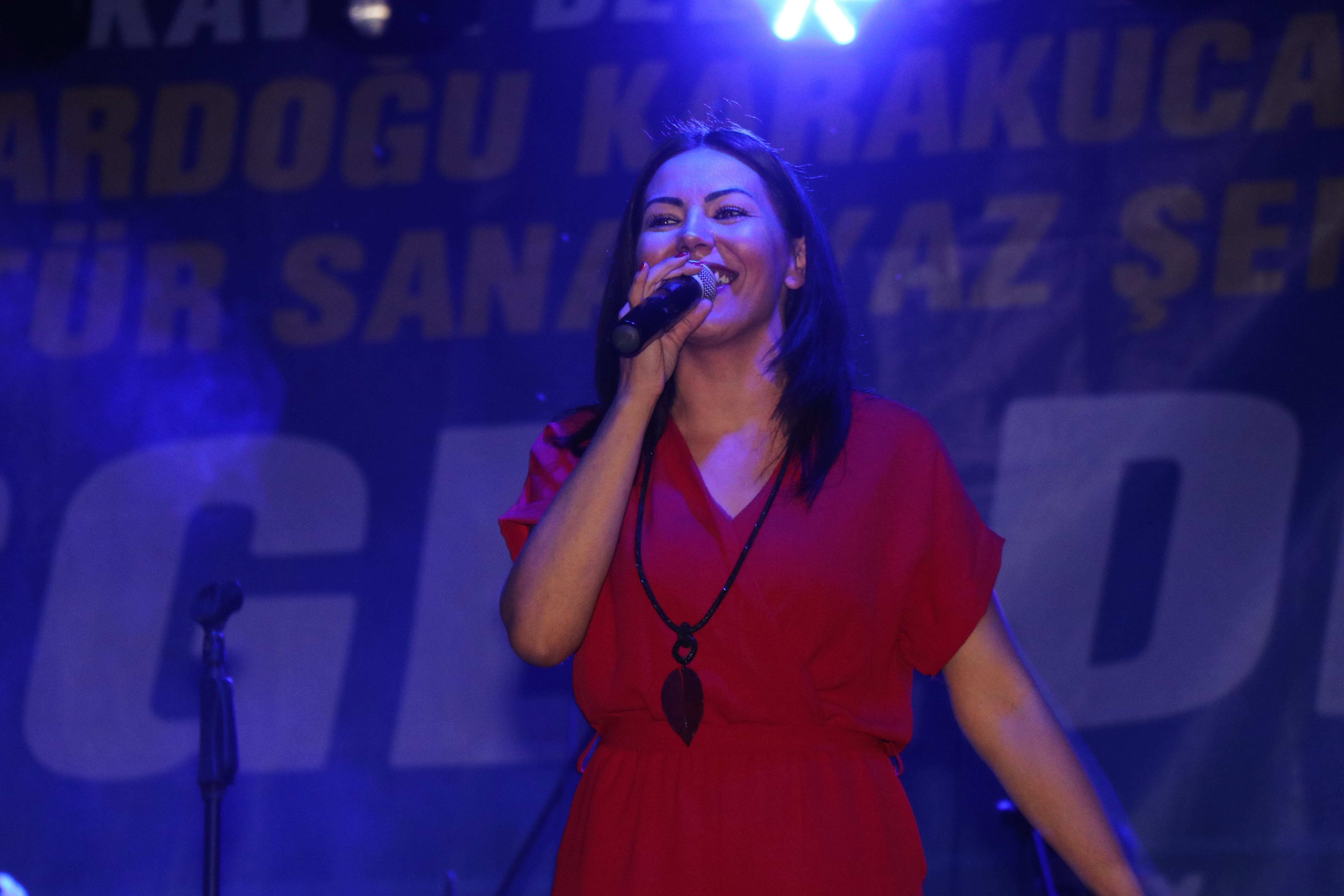  KAVAK ŞENLİKLERLE COŞTU