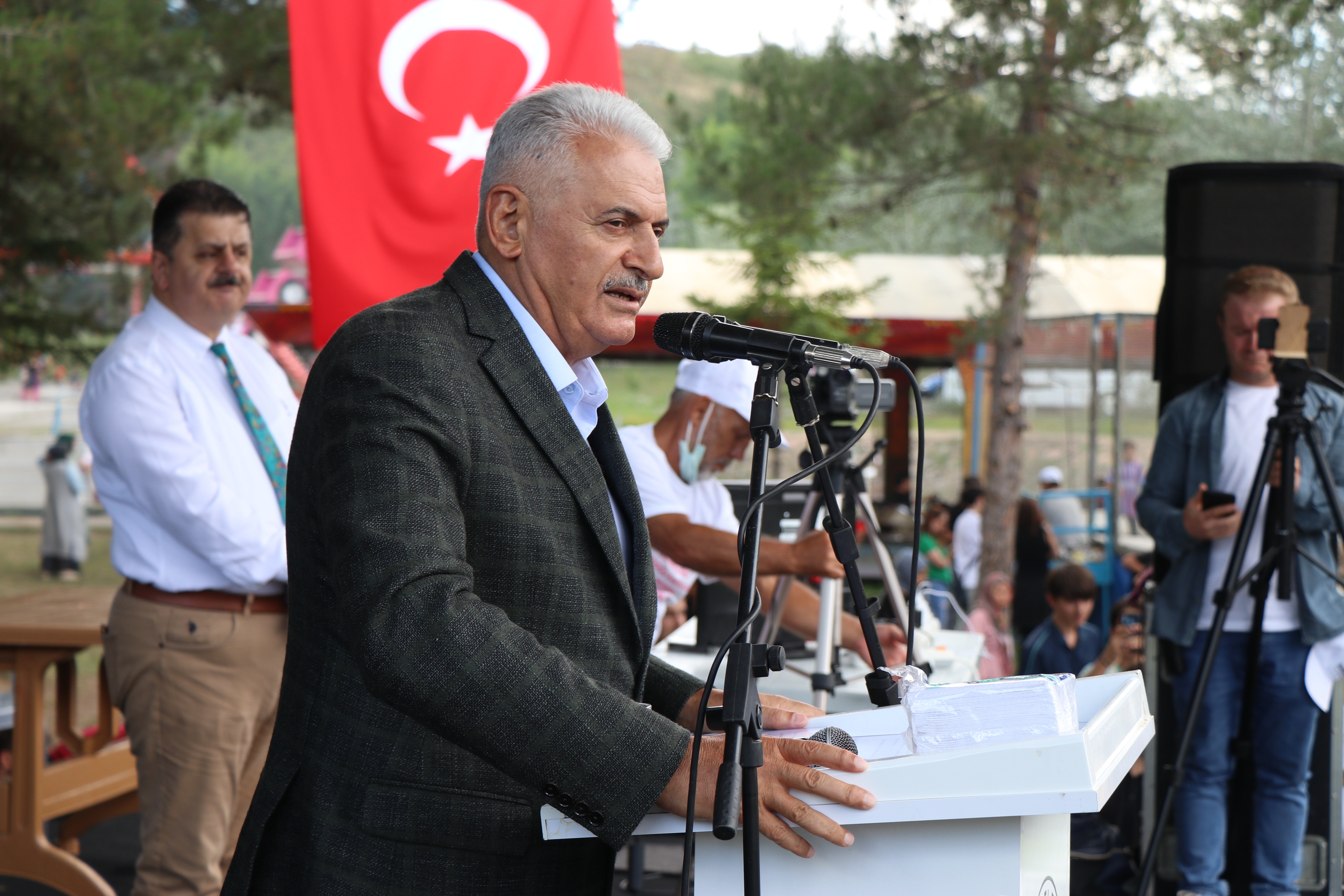  KAVAK ŞENLİKLERLE COŞTU
