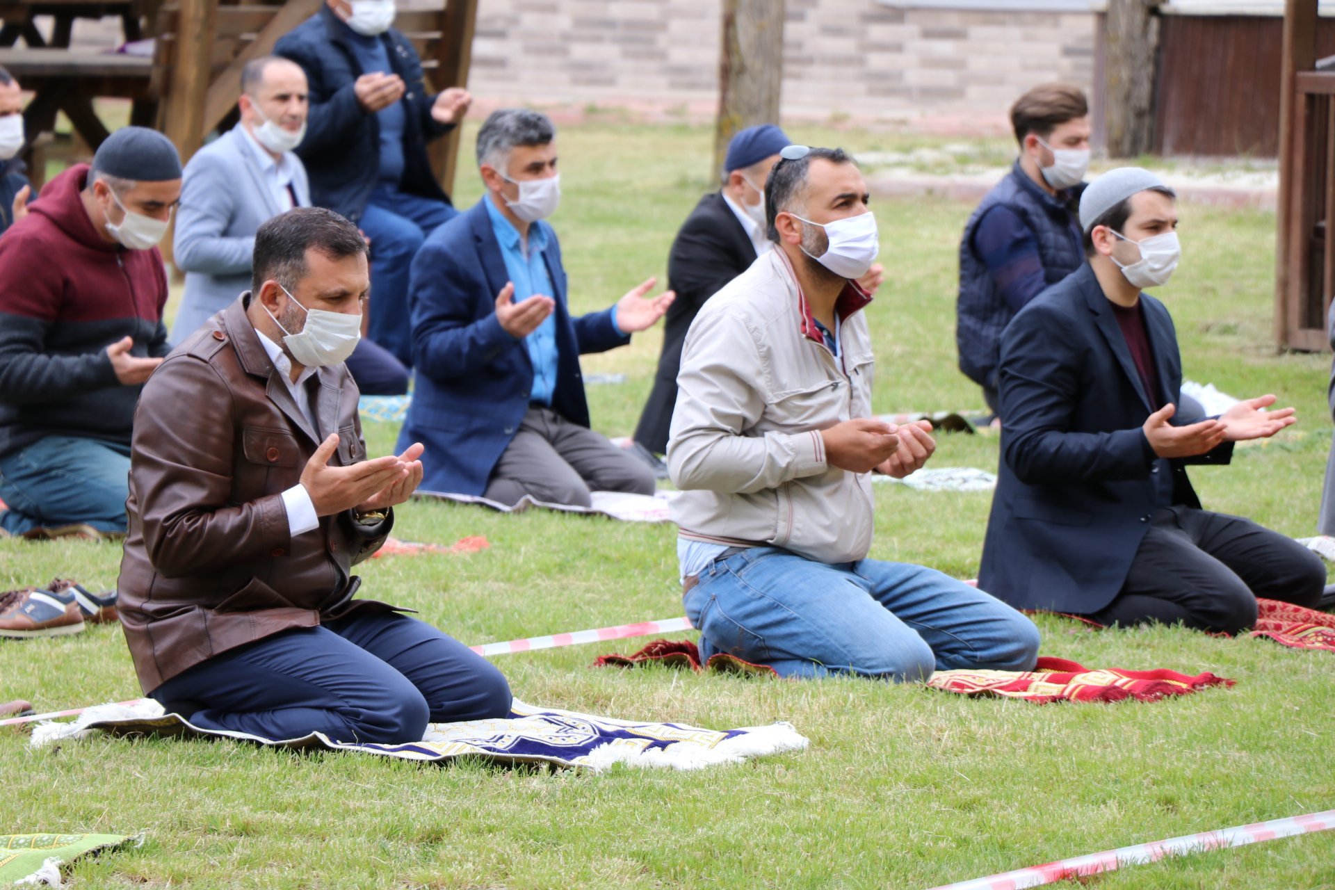KAVAK'TA İLK CUMA