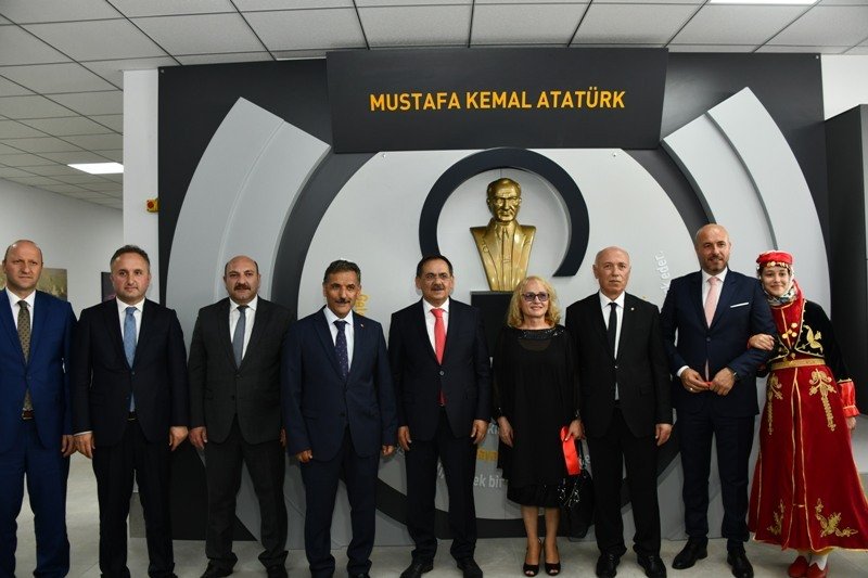 ÖRNEK İNSANLARDAN EĞİTİME ÖRNEK YATIRIM ÖRNEK İNSANLARDAN EĞİTİME ÖRNEK YATIRIM