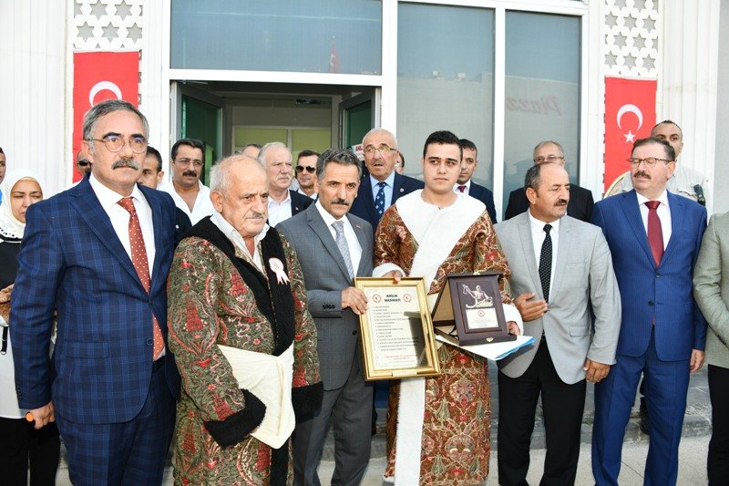 Ahilik kardeşlik demek Ahilik kardeşlik demek