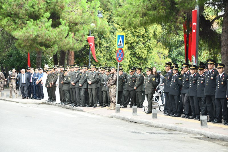 Şehitlik ve Gazilik ortak değerimizdir Şehitlik ve Gazilik ortak değerimizdir