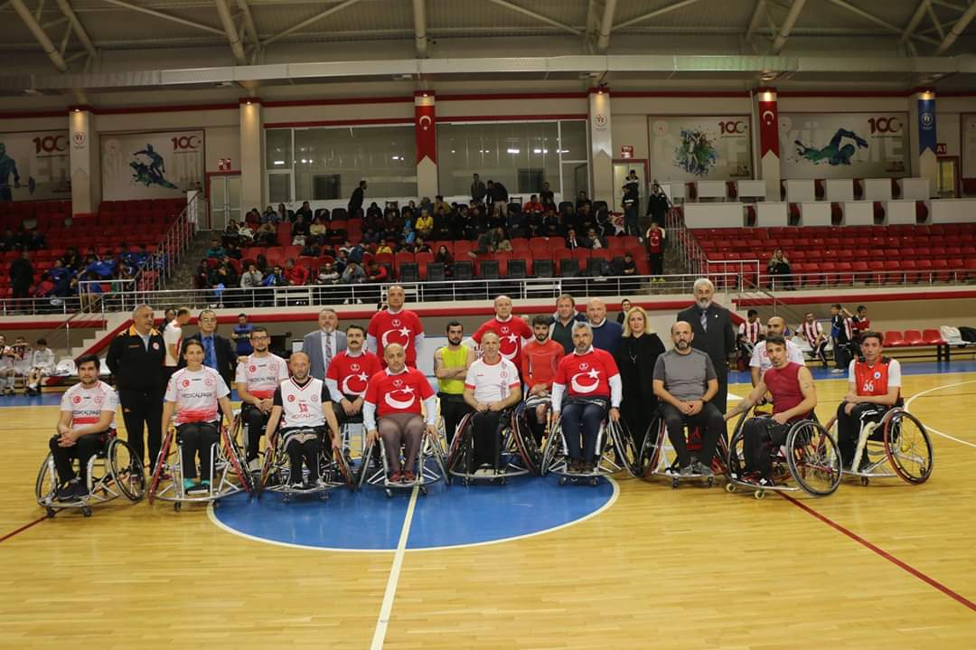 Aksu: Engelleri Birlikte Aştık Aksu: Engelleri Birlikte Aştık
