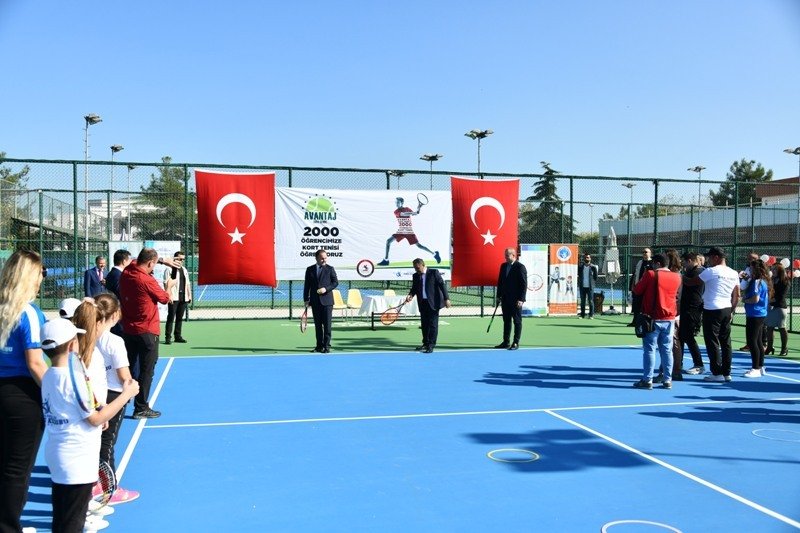2 bin öğrenci korta çıkacak 2 bin öğrenci korta çıkacak