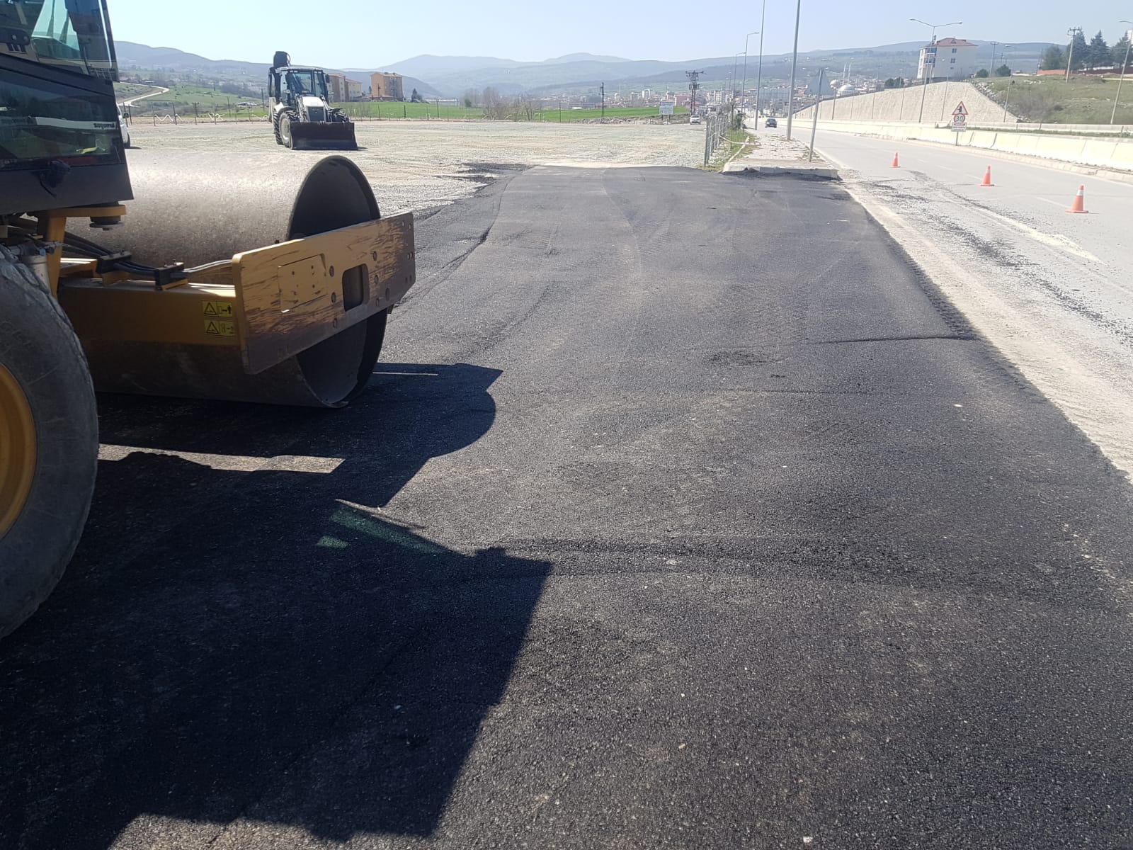 KAVAK TIR PARKI AÇILIYOR KAVAK TIR PARKI AÇILIYOR