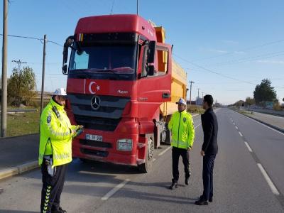 Alaçam’da kış lastiği denetimi
