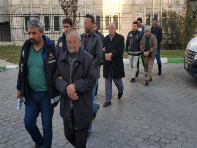 Silah kaçakçılığından 5 kişi adliyede 