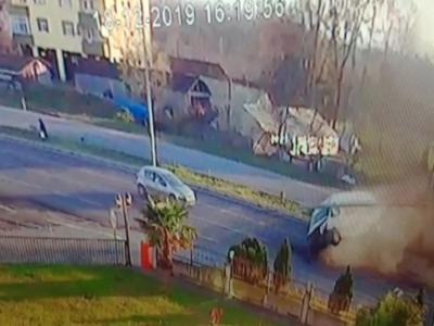 Samsun’da 2 öğrencinin öldüğü kaza güvenlik kamerasına yansıdı
