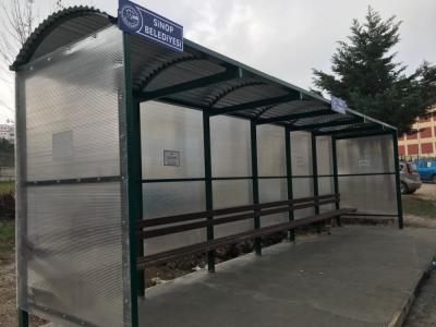 Sinop Belediyesi durakları yeniliyor
