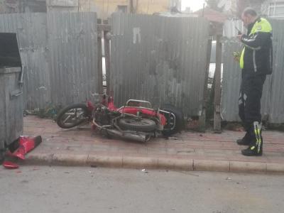 Otomobil ile motosiklet çarpıştı: 1 yaralı
