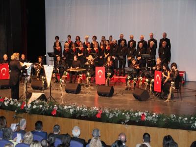 Özel öğrencilerden farkındalık oluşturan gösteri
