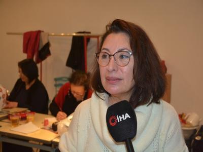 Ev hanımlarının yüzünü güldüren çini sanatı
