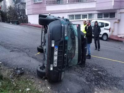 Samsun’da dolmuş takla attı: 3 yaralı
