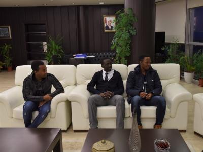Rektör Bilgiç, Afrikalı öğrencilerle baş başa
