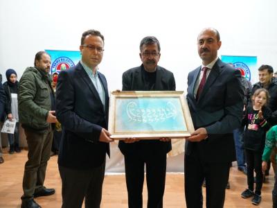 Hayati İnanç’a yoğun ilgi

