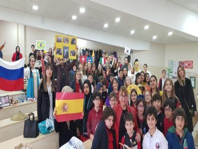 Üniversitelilerden kolej öğrencilerine eğitim
