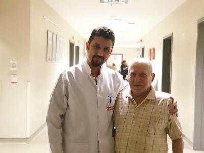 Hurmayı çekirdeği ile yedi hastanelik oldu
