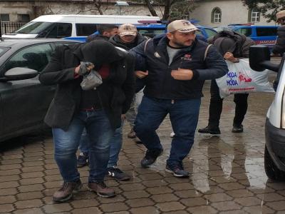 FETÖ’nün mahrem yapılanması operasyonunda 4 kişi daha adliyeye sevk edildi
