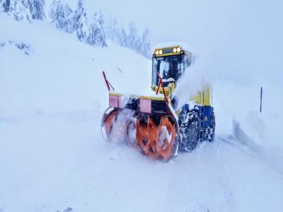 Kardan kapanan köy yolları ulaşıma açıldı

