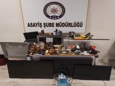 9 hırsızlık olayına karışmış