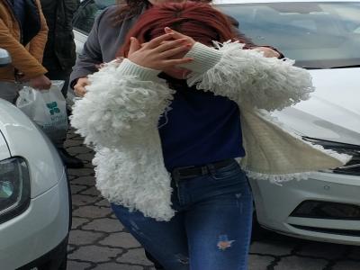 Babasını bıçaklayan 15 yaşındaki kız yakalandı
