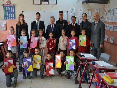 Kaymakam Zaman’dan öğrencilere: 'Sizler bizim geleceğimizsiniz'
