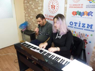Samsun’da otizmli çocuklar sahneye çıkacak
