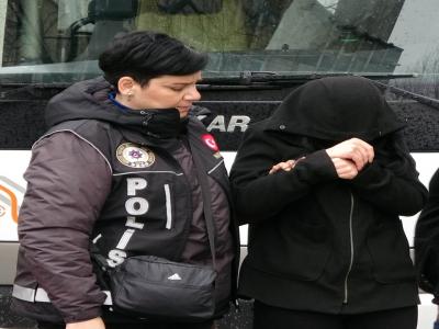 Uyuşturucu operasyonunda gözaltına alınan 23 kişi adliyede
