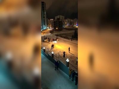 Karda kayan araçların kaza anları çığlık çığlığa kamerada
