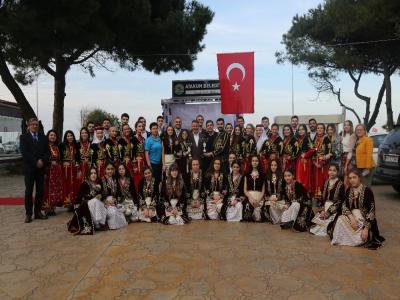 Başkan Deveci şampiyonları kutladı
