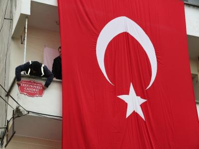 Canik’ten şehide vefa
