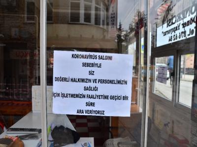 'Evinde kal' uyarısı kepenk kapattırdı
