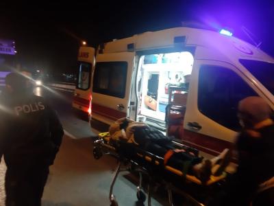 Samsun’da otomobil bariyerlere çarptı: 2 yaralı

