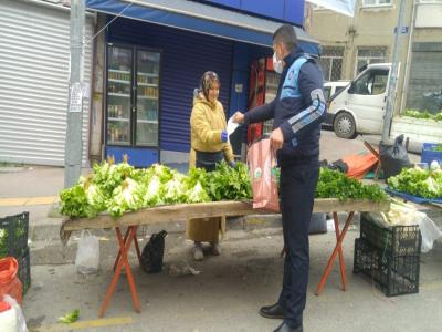 İlkadım’da 7 ayrı mahallede pazar kuruldu
