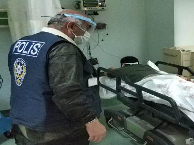Üvey oğlunun silahlı saldırısına uğradı