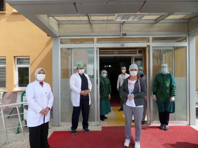 15 yıllık hemşire koronayı yendi
