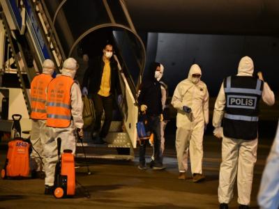 Ürdün’den getirilen Türk vatandaşları yurda ayak bastı
