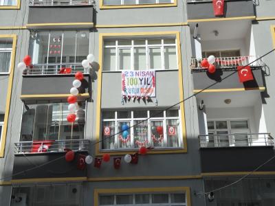 Sosyal mesafeli 23 Nisan

