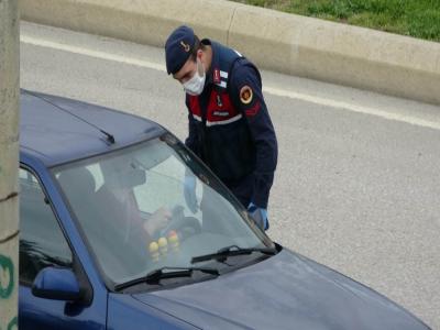 Jandarmadan sokağa çıkma kısıtlaması denetimi
