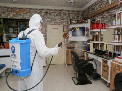 Sandıkçı’dan berber ve kuaför esnafına destek

