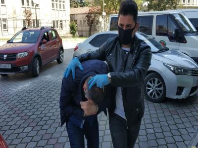 İş yerinde uyuşturucu hap satma iddiasına gözaltı

