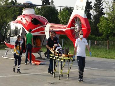 Böbrek hastasının yardımına ambulans helikopter yetişti

