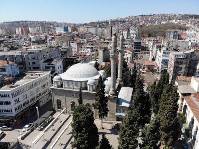 Ramazan’ın son cumasında da camiler mahzun

