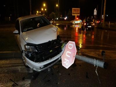 Samsun’da kavşakta iki otomobil çarpıştı: 1 yaralı
