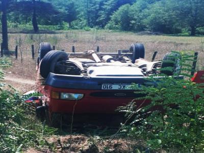 Samsun’da minibüs şarampole yuvarlandı: 2 yaralı
