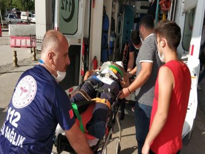 Samsun’da yangına giden itfaiye aracı devrildi: 2 yaralı

